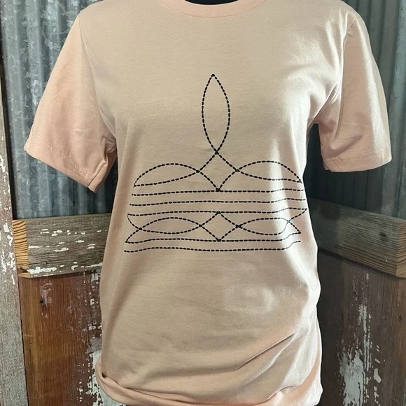 Pink boot stitch graphic tee - women’s - Picture 1 of 2